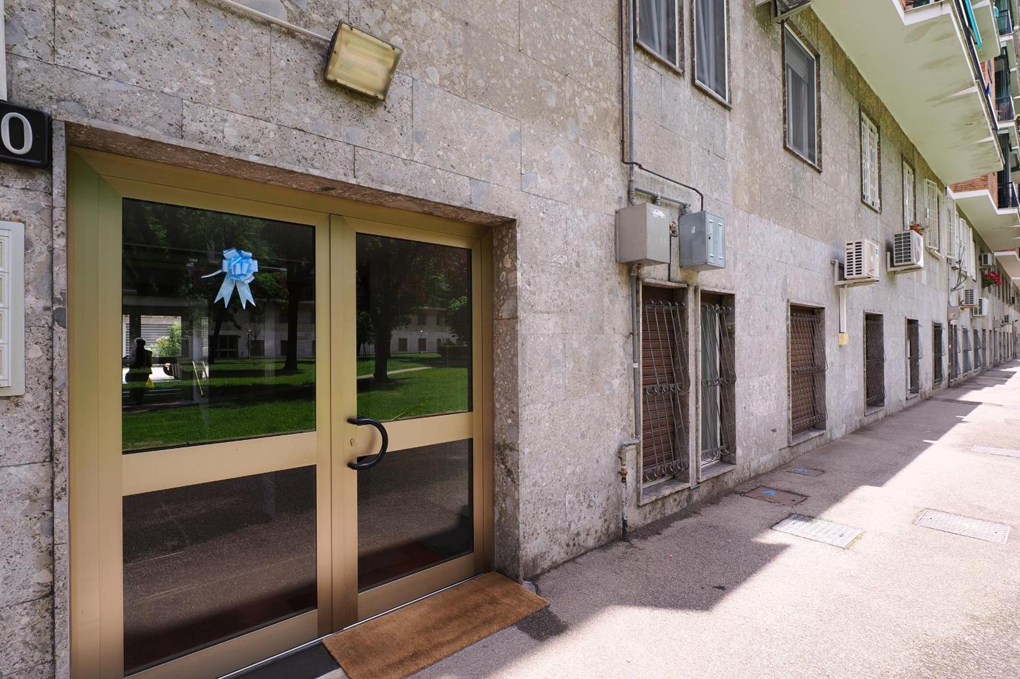 Appartement Primopiano - Promessi Sposi à Milan Extérieur photo